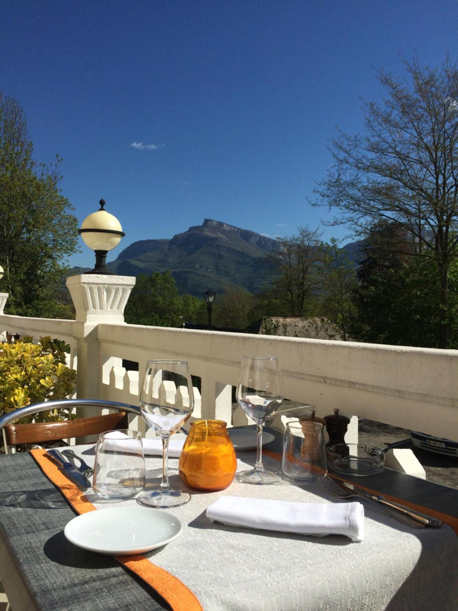 Hotel Spa & Restaurant O Pervenches Chambéry Dış mekan fotoğraf